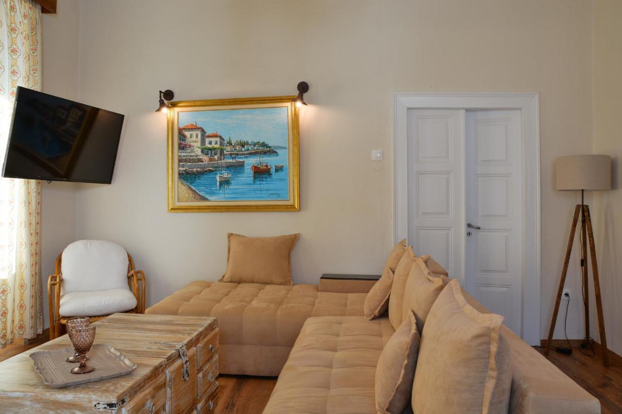 The Veranda Of Gavrion-Exclusive, Centrally Located With Seaview Exterior photo